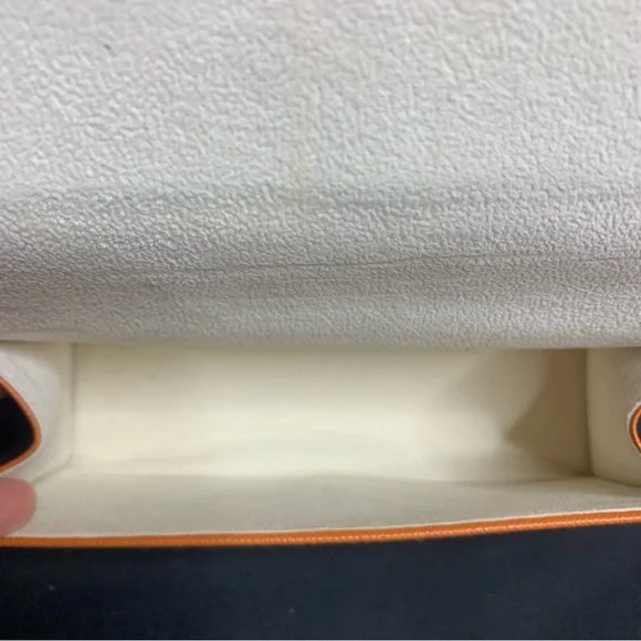 Tory Burch Glasses Sunglasses Case - Picture 4 of 4